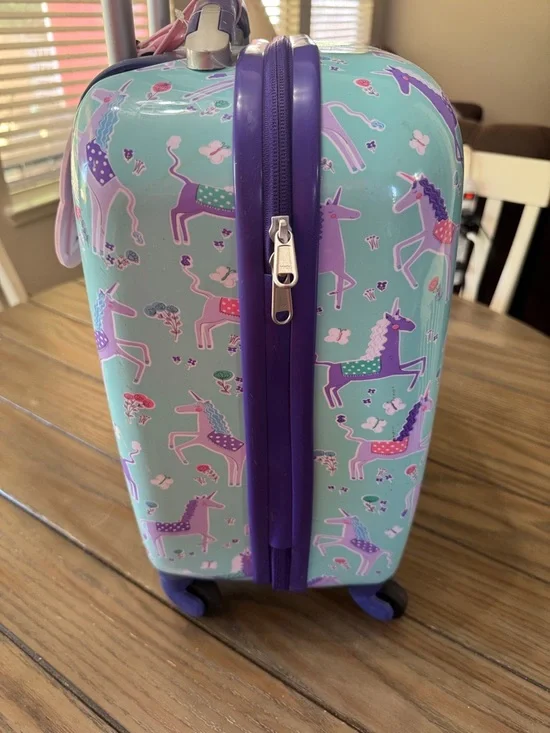 Pottery Barn Kids Girls Mackenzie Unicorn Hard Sided Spinner Travel Suit Case. - Picture 7 of 16